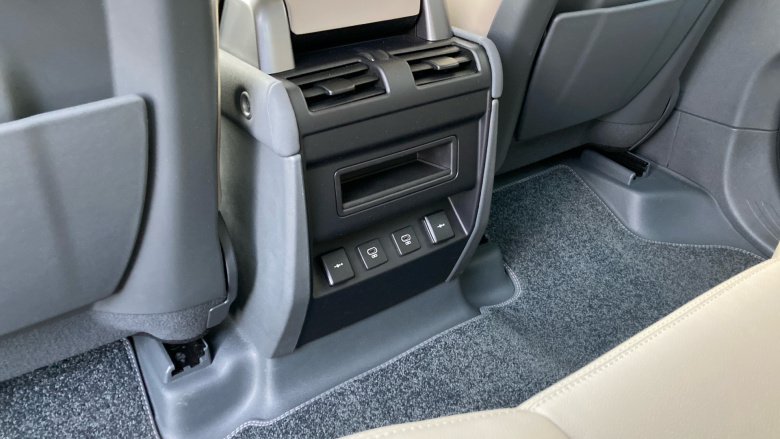 Land Rover Defender 3.0 D250 S 110 5dr Auto Diesel Estate